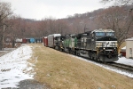 NS 11R NS 9927 with BNSF on Train!